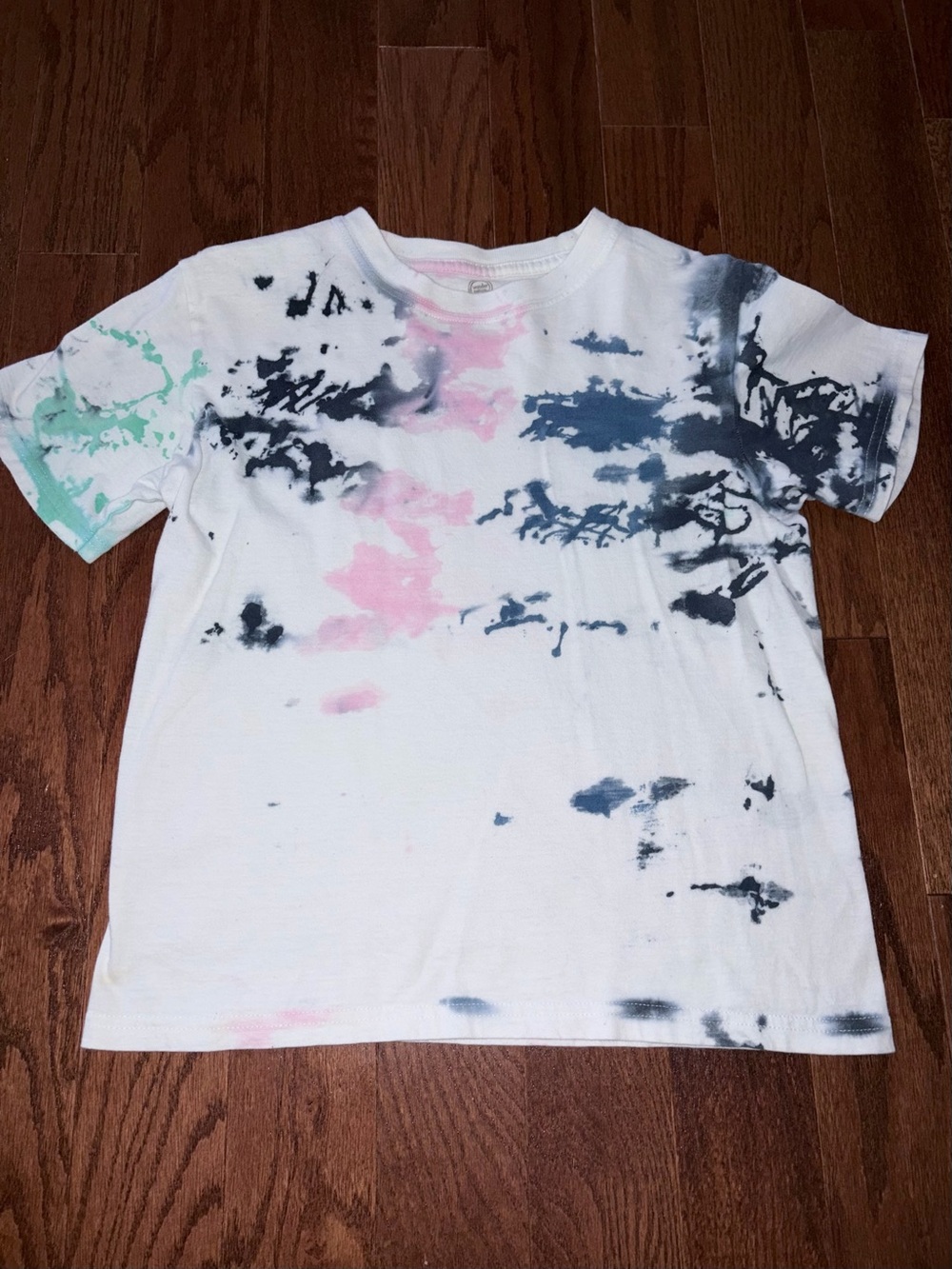wonder nation unisex White Tie-Dye Tee with Pink, Black & Mint Sz 10